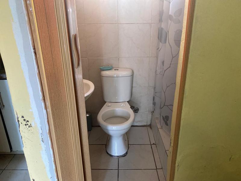 1 Bedroom Property for Sale in Madeira Park Eastern Cape